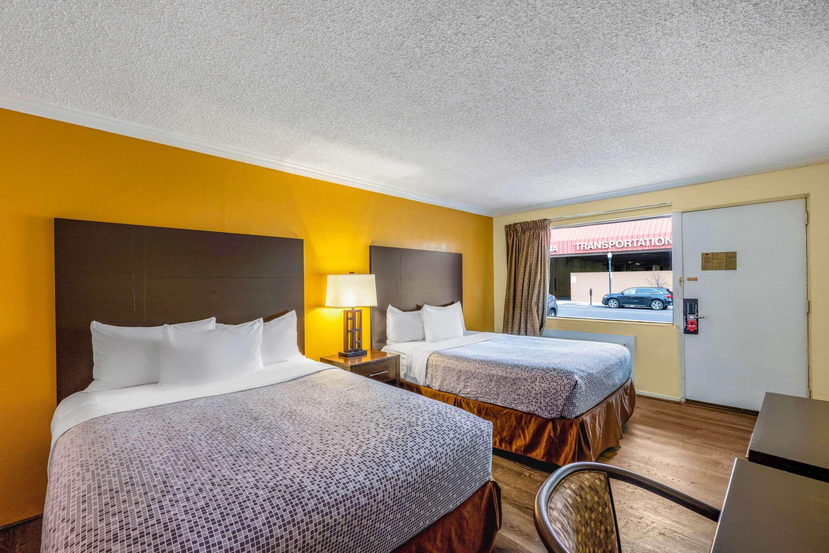 Econo Lodge Beach And Boardwalk Atlantic City Exterior foto